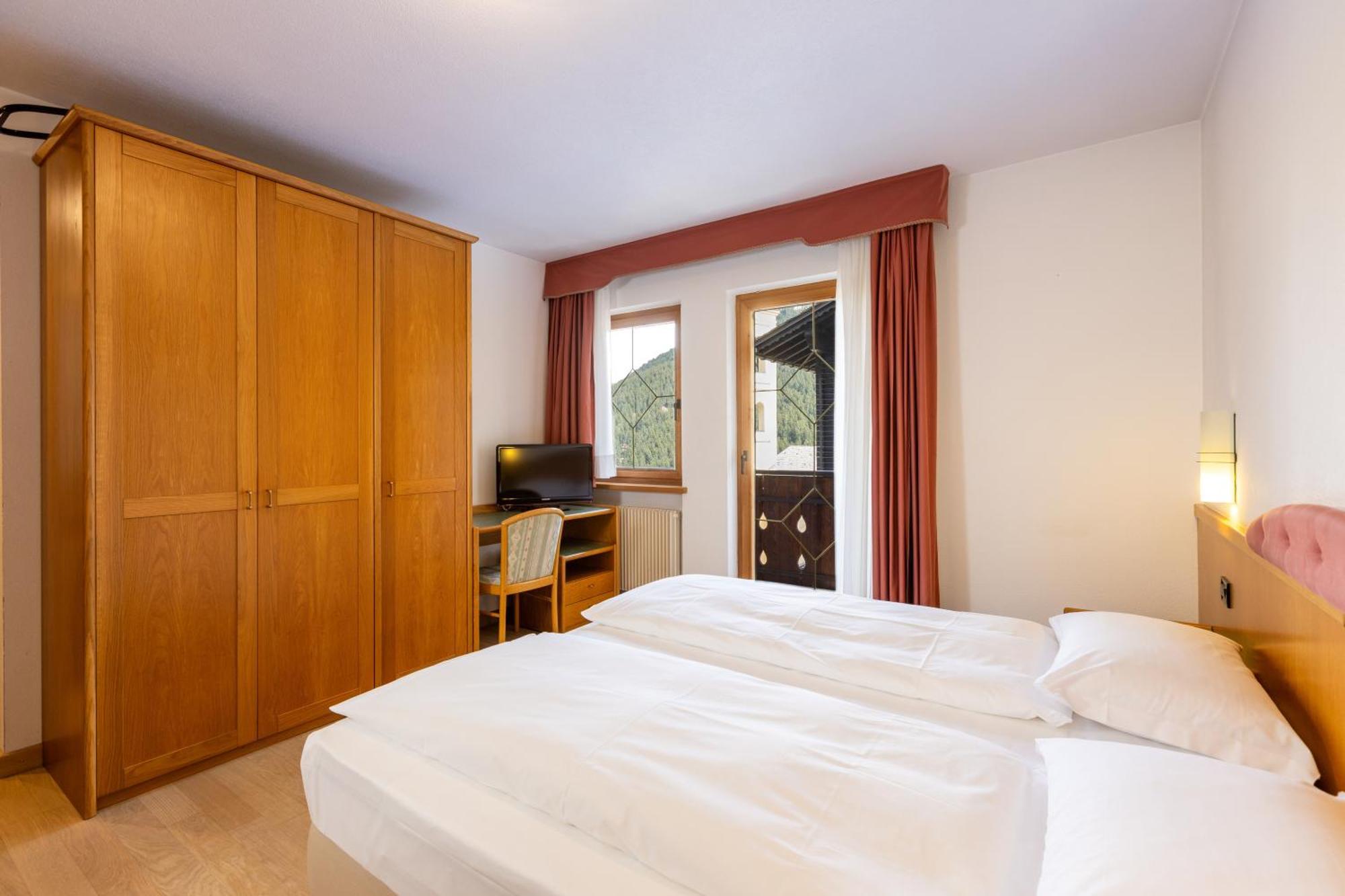 Cardo Hotel