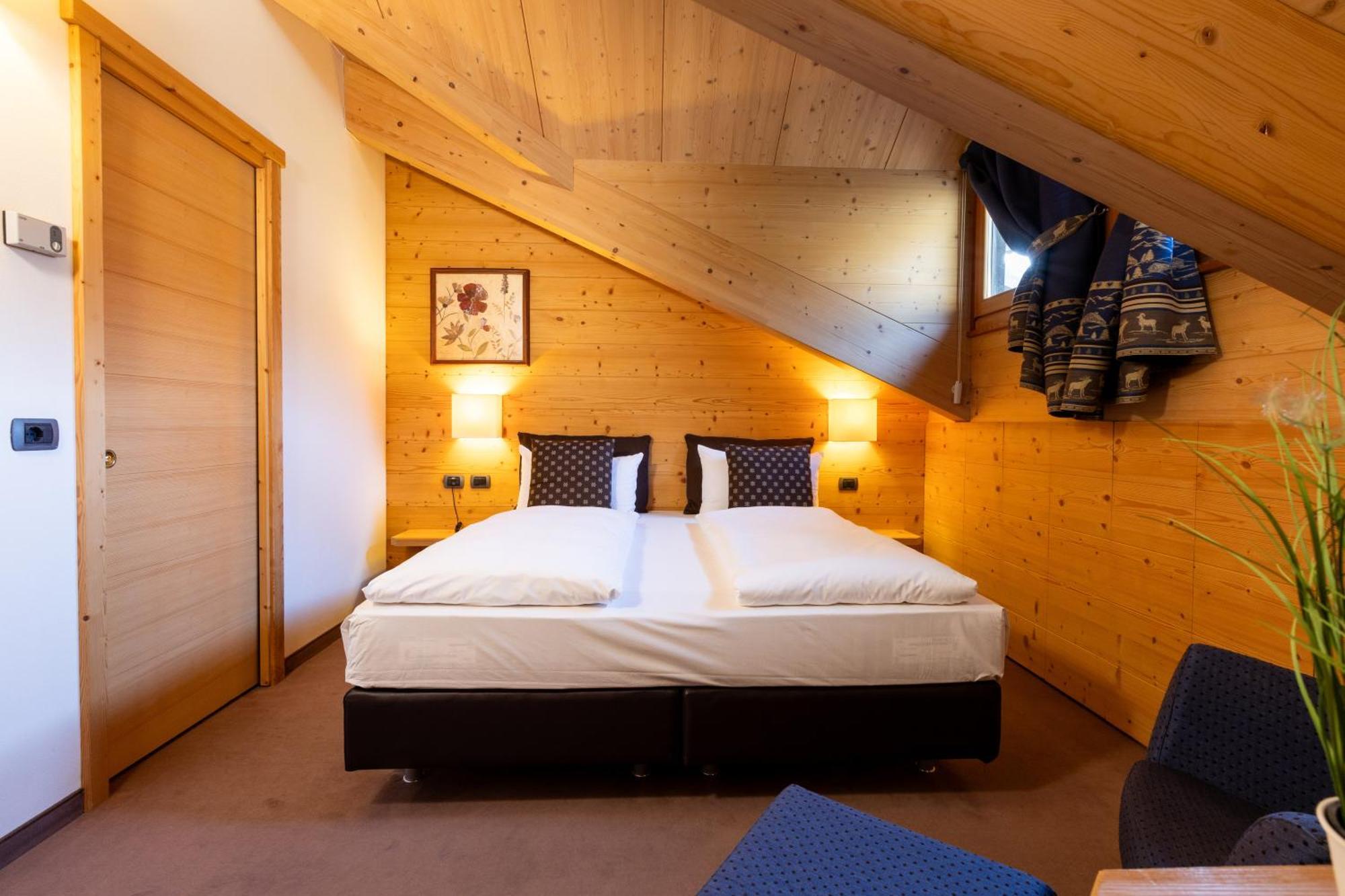 Hotel Cardo 3*