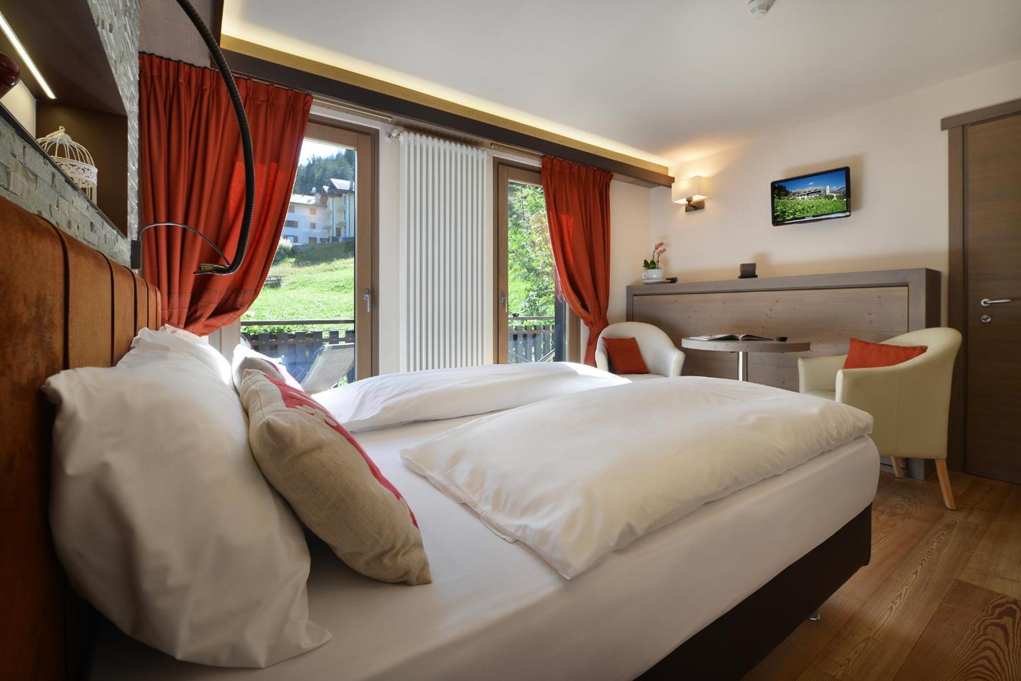 Cardo Hotel
