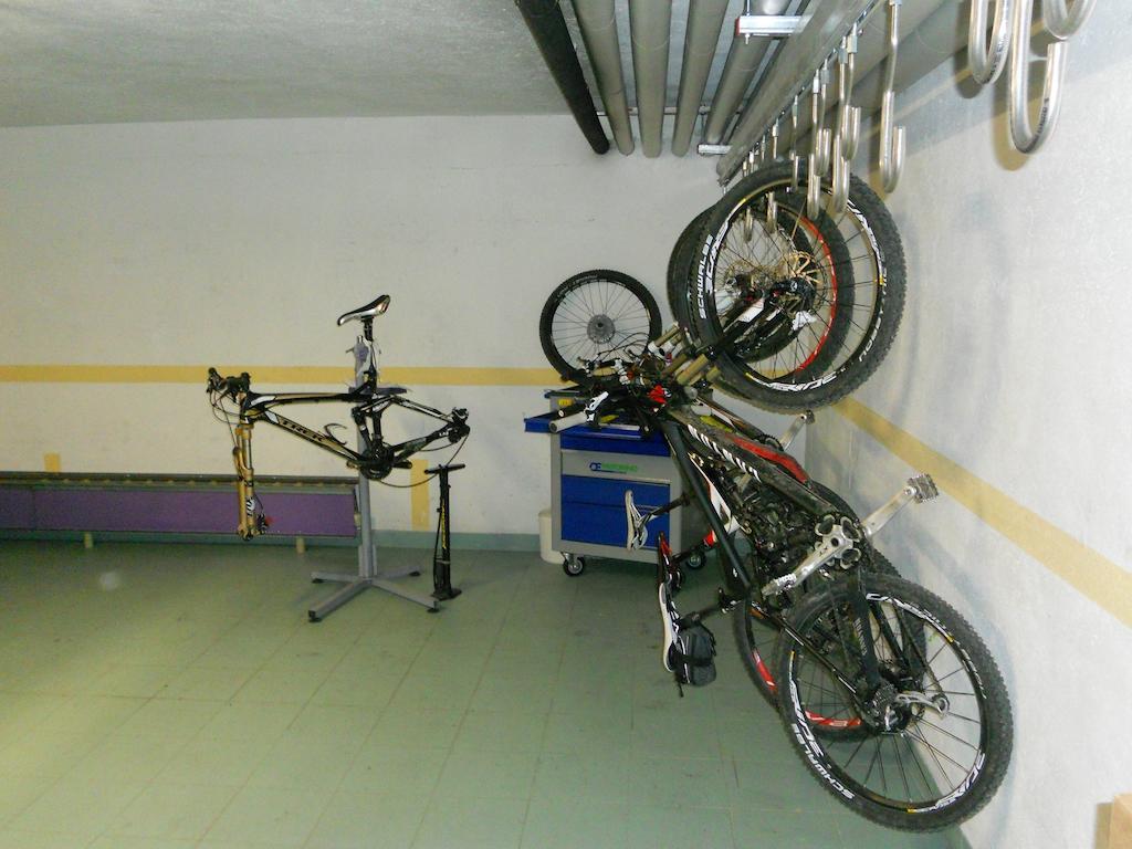 Cardo Hotel 3*
